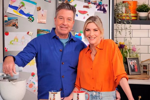 are john and lisa still together